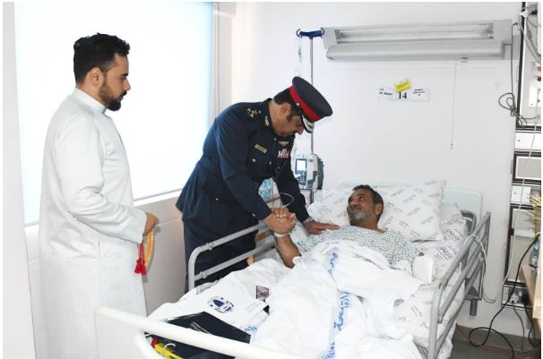 <p>The Civil Defence has praised the courage of a citizen, Abdulnabi Al Khabbaz, after he rescued a vehicle that caught fire at a fuel station in Daih. </p><p>Its director general Air Commodore Ali Mohammed Al Kubaisi praised his courage when he visited Mr Al Khabbaz in the hospital to check on his health after he suffered burns in the accident. </p><p>The officer commended the swift response of Mr Al Khabbaz, who helped preserve lives and property. He stressed that such actions embody the values of courage and responsibility that Bahraini society cherishes.</p>